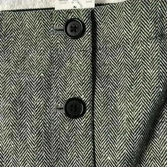 J. Crew Wool Blend Herringbone Buttons Mini Skirt NWT Sz 6 90s Preppy Academia - Picture 2 of 8